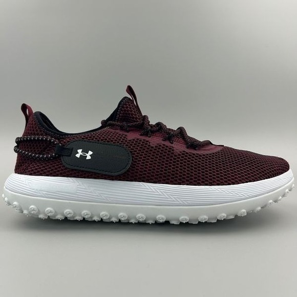 Under Armour UA Fat Tire Venture Men Size 9 Red Shoes Sneakers 3027562-601 NEW